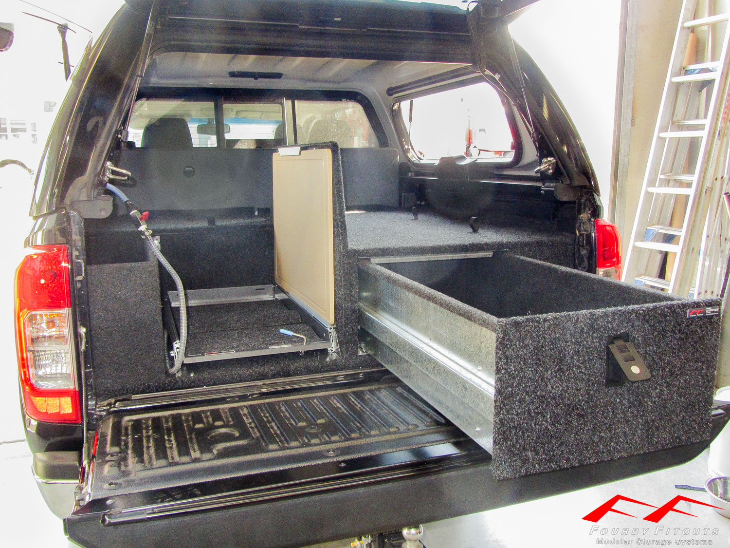 Ford Ranger Crew-Dual Cab 4x4 Drawers and Storage - Fourby Fitouts